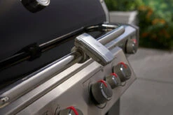 Weber® Grill 'n Go Light -Outdoor Grill Shop 7661 7662Y2 900x600 53107e2 42793.1673083456