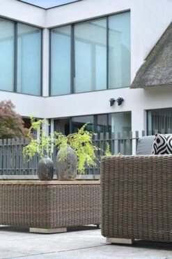 4 Seasons Outdoor - Kingston Coffee Table Teak Top - Pure -Outdoor Grill Shop kingston teak detail 600x900 30867.1628331195